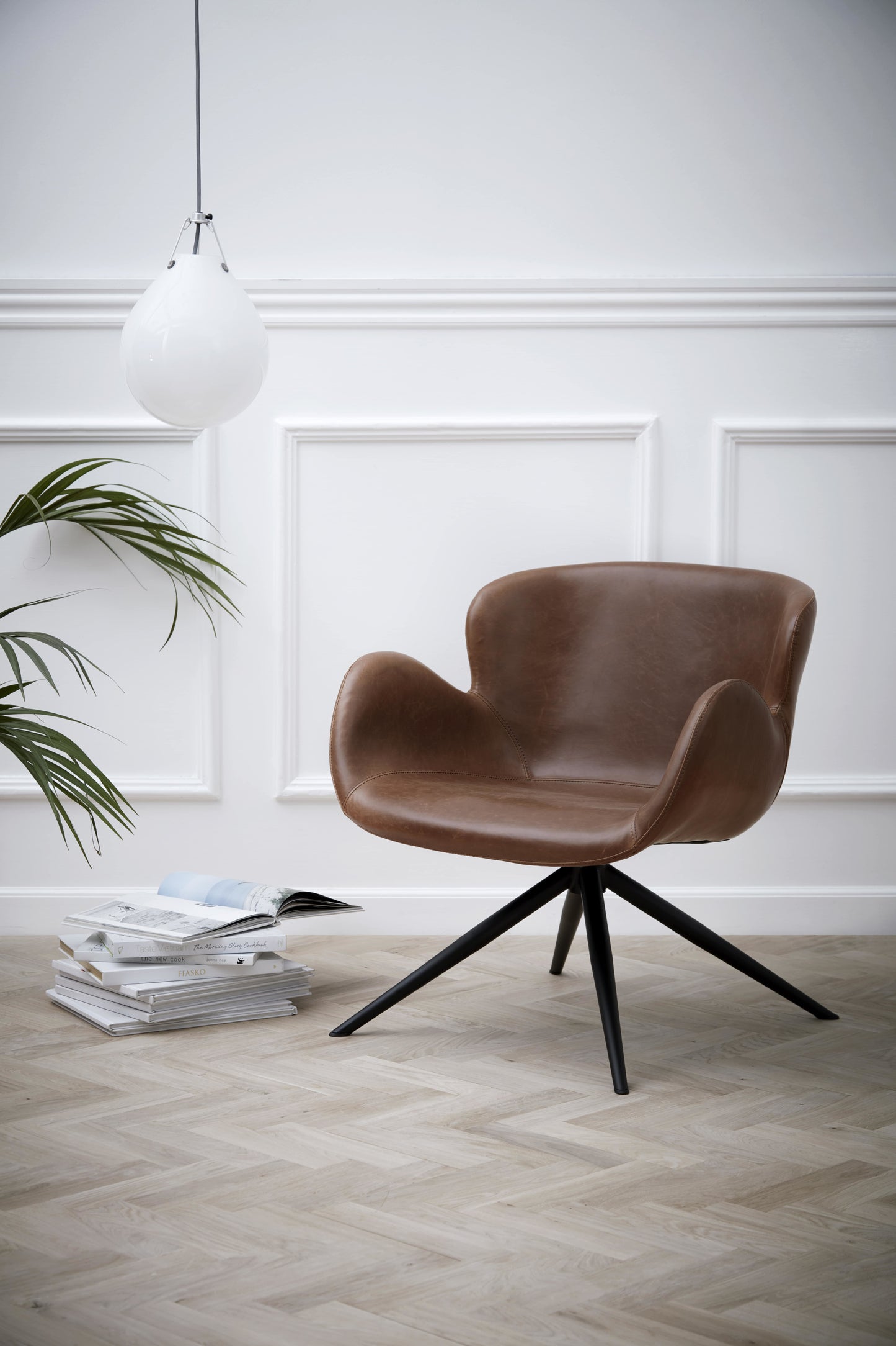 GAIA - Lounge stol - Brun eller Sort